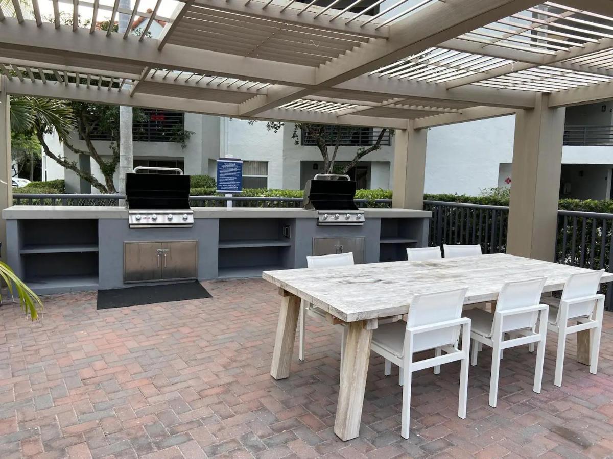 Dharma Home Suites Dania Beach At Sheridan Ocean Club المظهر الخارجي الصورة